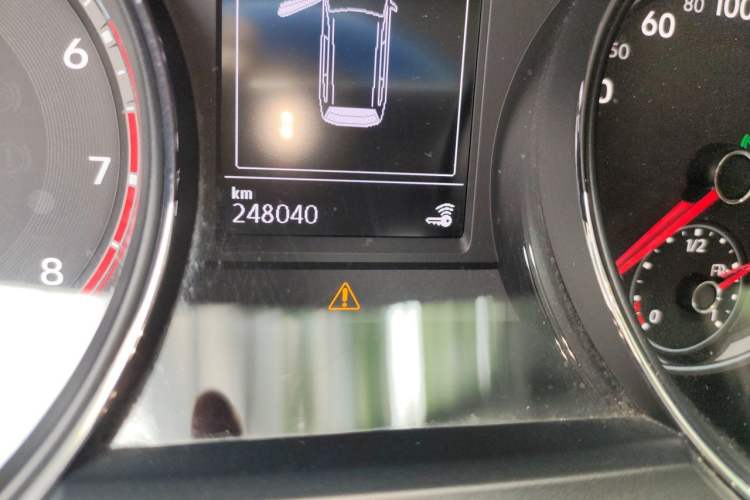 Used Volkswagen Teramont 2017 330TSI Two-Wheel-Drive Luxury Edition Odometer Close Up