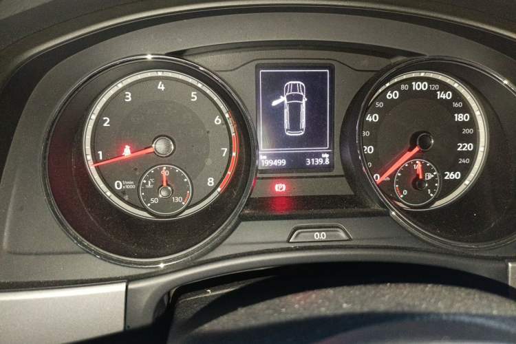 Used Volkswagen Teramont 2017 380TSI Four-Wheel Drive Comfort Edition Odometer Close Up