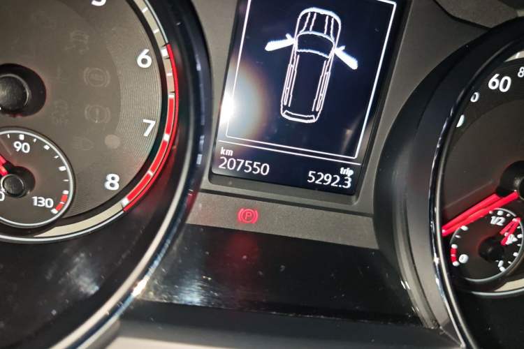 Used Volkswagen Teramont 2017 380TSI Four-Wheel Drive Luxury Edition Odometer Close Up