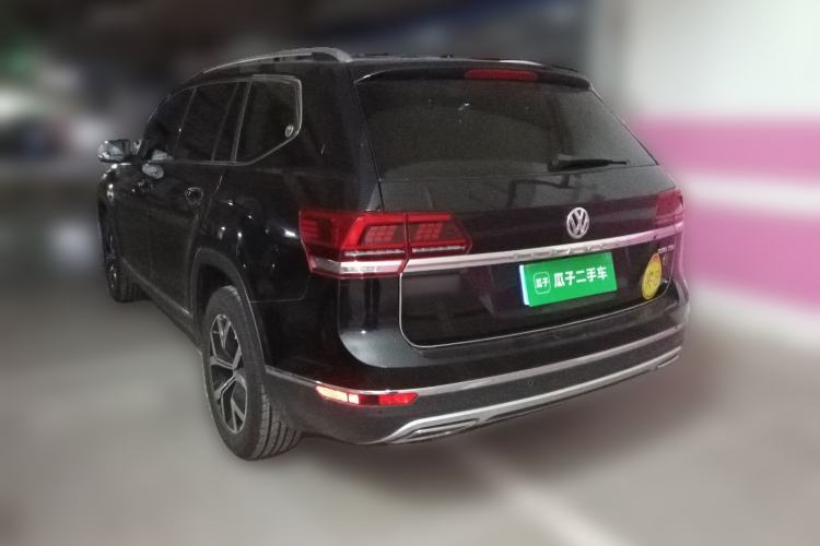 Used Volkswagen Teramont 2017 330TSI Two-Wheel-Drive Luxury Edition Rear Left 45 Deg