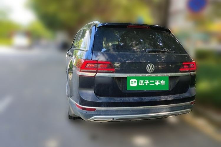 Used Volkswagen Teramont 2017 330TSI Two-Wheel-Drive Luxury Edition Rear Left 45 Deg