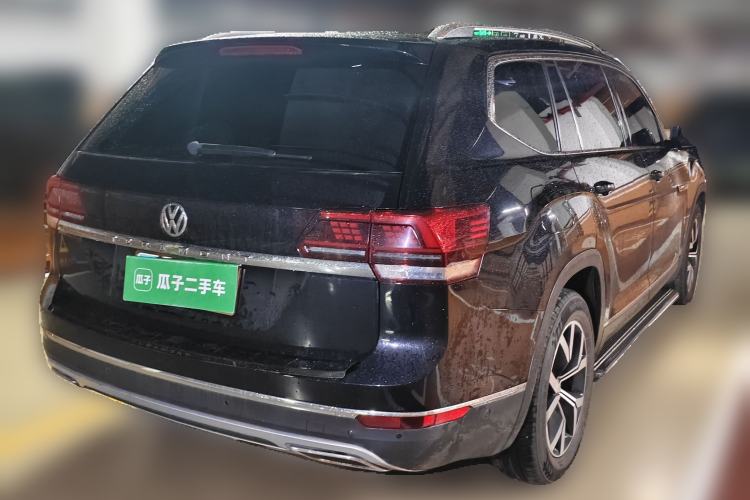 Used Volkswagen Teramont 2017 530 V6 Four-Wheel Drive Luxury Edition Rear Right 45 Deg