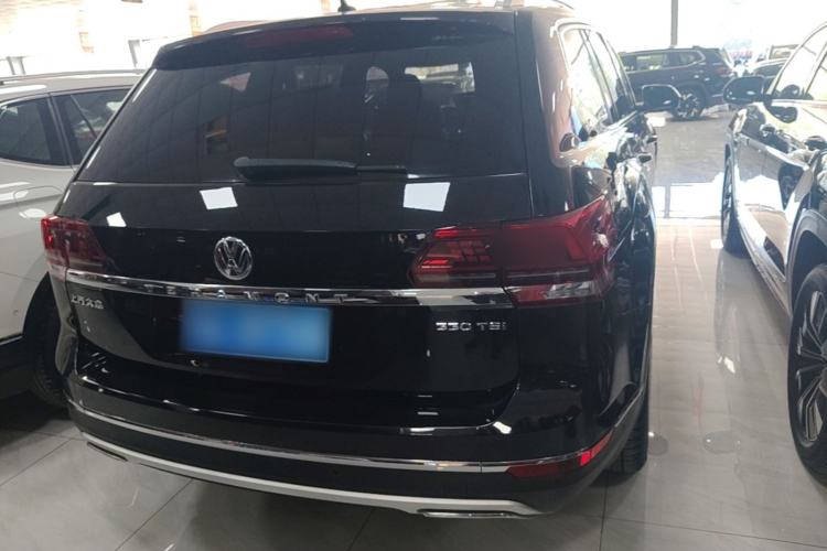 Used Volkswagen Teramont 2017 330TSI Two-Wheel-Drive Luxury Edition Rear Right 45 Deg