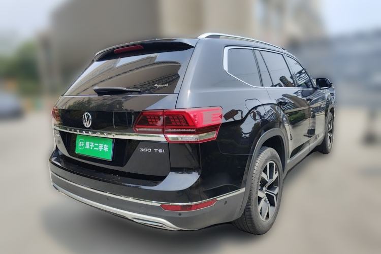 Used Volkswagen Teramont 2017 380TSI Four-Wheel Drive Luxury Edition Rear Right 45 Deg