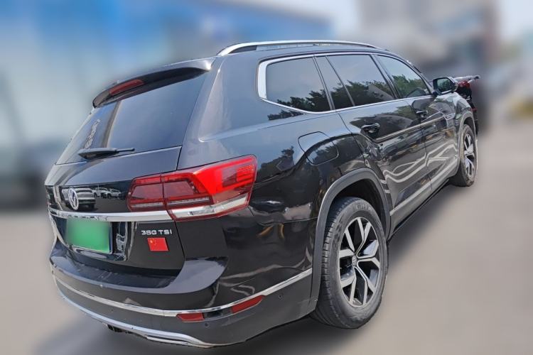 Used Volkswagen Teramont 2017 380TSI Four-Wheel Drive Luxury Edition Rear Right 45 Deg