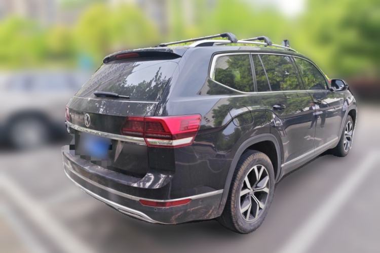 Used Volkswagen Teramont 2017 330TSI Two-Wheel-Drive Luxury Edition Rear Right 45 Deg