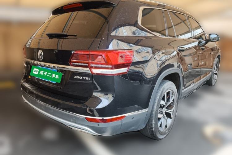 Used Volkswagen Teramont 2017 380TSI Four-Wheel Drive Luxury Edition Rear Right 45 Deg