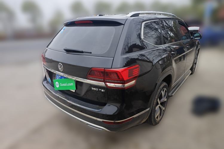 Used Volkswagen Teramont 2017 330TSI Two-Wheel-Drive Luxury Edition Rear Right 45 Deg