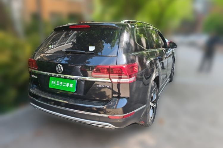 Used Volkswagen Teramont 2017 380TSI Four-Wheel Drive Luxury Edition Rear Right 45 Deg