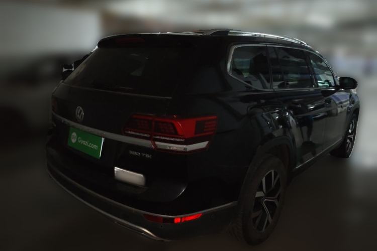 Used Volkswagen Teramont 2017 330TSI Two-Wheel-Drive Luxury Edition Rear Right 45 Deg