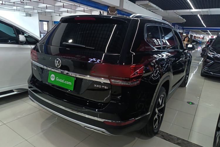 Used Volkswagen Teramont 2017 330TSI Two-Wheel-Drive Luxury Edition Rear Right 45 Deg