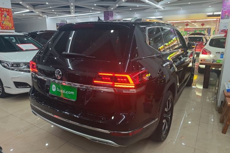 Used Volkswagen Teramont 2017 380TSI Four-Wheel Drive Luxury Edition Rear Right 45 Deg