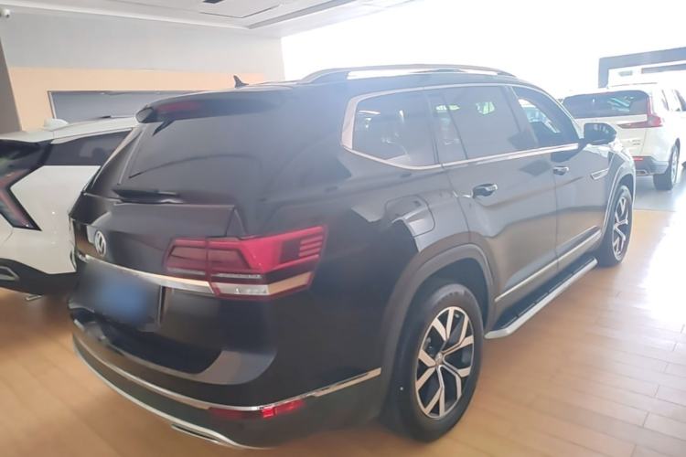 Used Volkswagen Teramont 2017 330TSI Two-Wheel-Drive Luxury Edition Rear Right 45 Deg