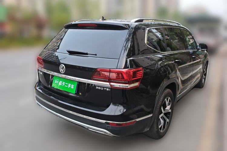 Used Volkswagen Teramont 2017 380TSI Four-Wheel Drive Luxury Edition Rear Right 45 Deg