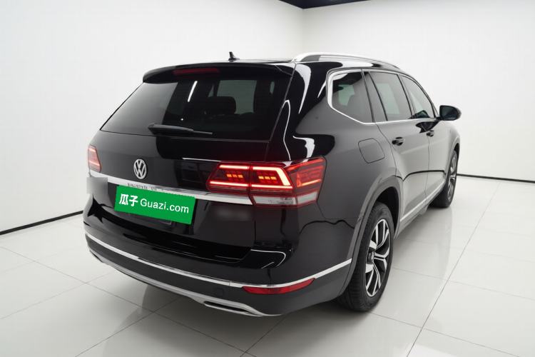 Used Volkswagen Teramont 2017 380TSI Four-Wheel Drive Luxury Edition Rear Right 45 Deg