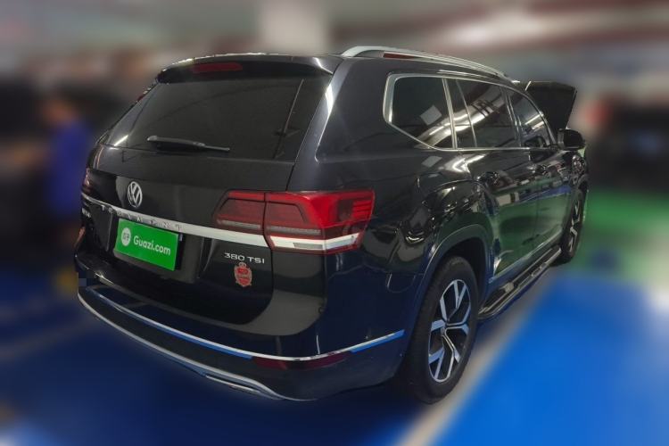 Used Volkswagen Teramont 2017 380TSI Four-Wheel Drive Luxury Edition Rear Right 45 Deg