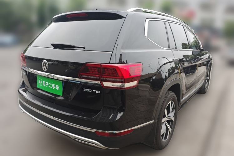 Used Volkswagen Teramont 2017 330TSI Two-Wheel-Drive Luxury Edition Rear Right 45 Deg