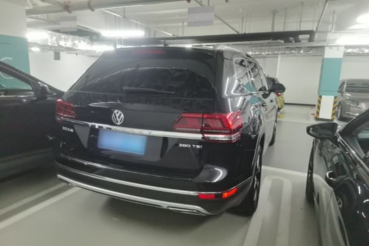 Used Volkswagen Teramont 2017 380TSI Four-Wheel Drive Luxury Edition Rear Right 45 Deg
