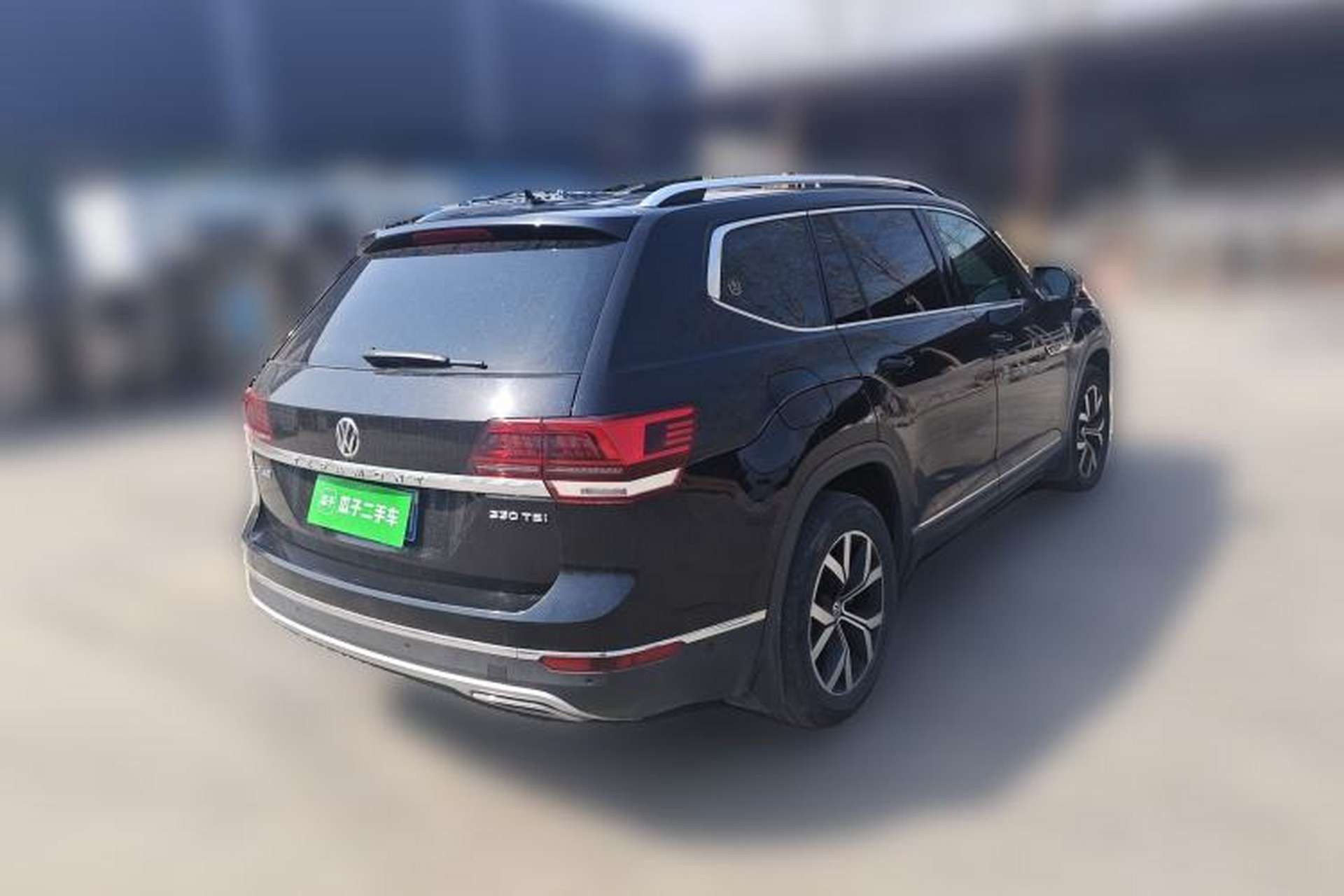 Used Volkswagen Teramont 2017 330TSI Two-Wheel-Drive Luxury Edition Rear Right 45 Deg