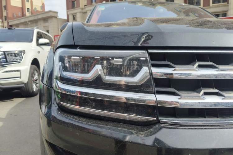 Used Volkswagen Teramont 2017 380TSI Four-Wheel Drive Luxury Edition Right Front Headlight