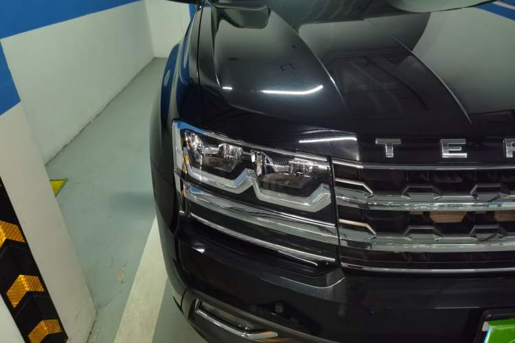 Used Volkswagen Teramont 2017 380TSI Four-Wheel Drive Luxury Edition Right Front Headlight