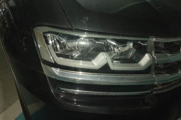 Used Volkswagen Teramont 2017 380TSI Four-Wheel Drive Comfort Edition Right Front Headlight