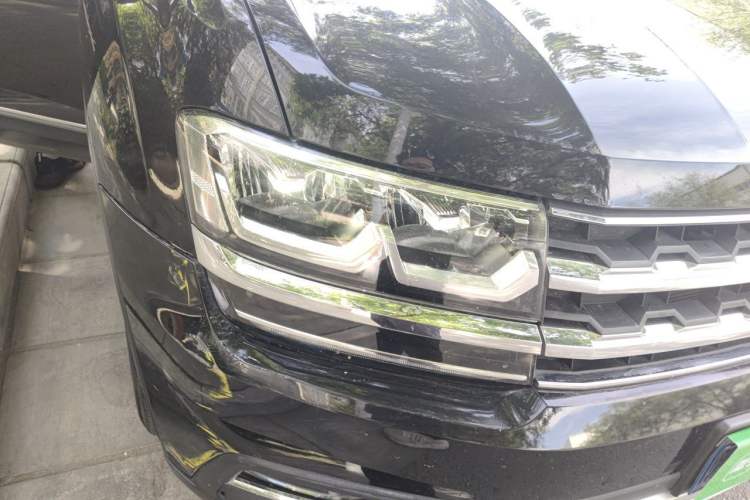 Used Volkswagen Teramont 2017 380TSI Four-Wheel Drive Luxury Edition Right Front Headlight