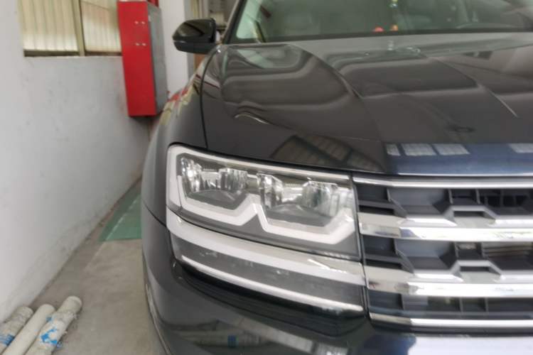 Used Volkswagen Teramont 2017 380TSI Four-Wheel Drive Luxury Edition Right Front Headlight