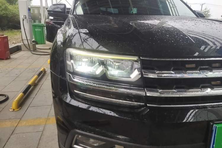 Used Volkswagen Teramont 2017 380TSI Four-Wheel Drive Luxury Edition Right Front Headlight