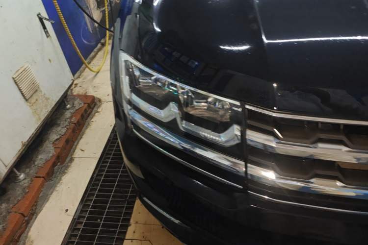Used Volkswagen Teramont 2017 380TSI Four-Wheel Drive Luxury Edition Right Front Headlight