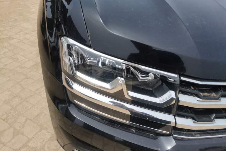 Used Volkswagen Teramont 2017 380TSI Four-Wheel Drive Luxury Edition Right Front Headlight