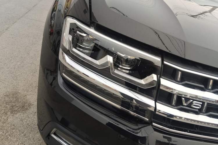 Used Volkswagen Teramont 2017 530 V6 Four-Wheel Drive Flagship Edition Right Front Headlight