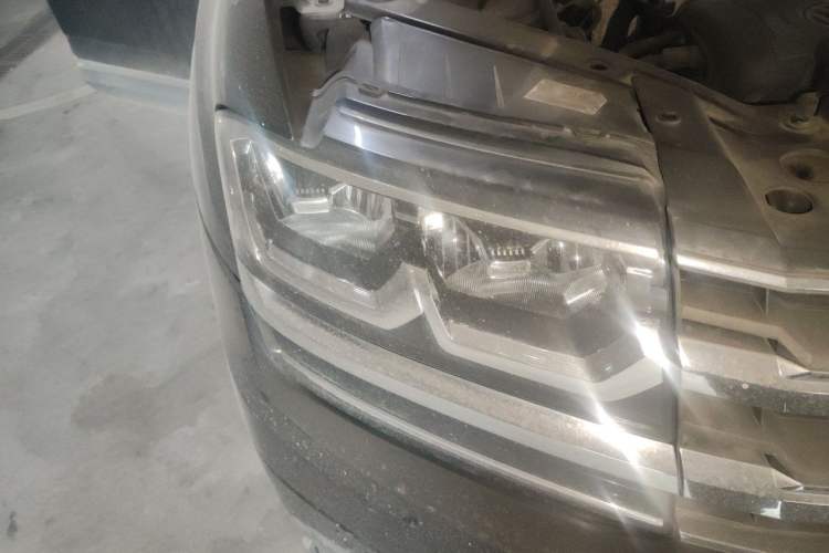 Used Volkswagen Teramont 2017 380TSI Four-Wheel Drive Comfort Edition Right Front Headlight