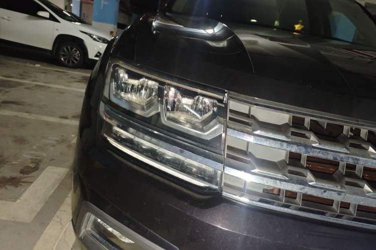 Used Volkswagen Teramont 2017 380TSI Four-Wheel Drive Luxury Edition Right Front Headlight