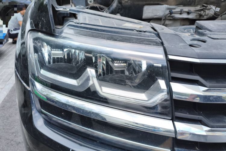 Used Volkswagen Teramont 2017 380TSI Four-Wheel Drive Luxury Edition Right Front Headlight