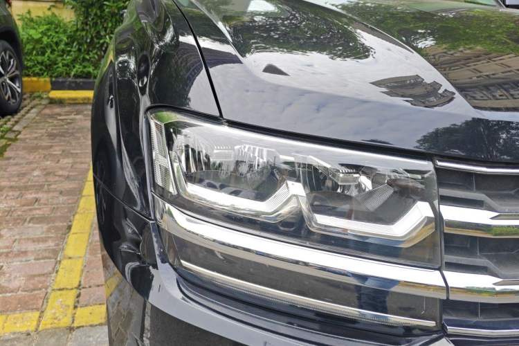 Used Volkswagen Teramont 2017 380TSI Four-Wheel Drive Luxury Edition Right Front Headlight