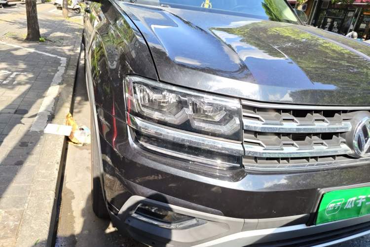 Used Volkswagen Teramont 2017 380TSI Four-Wheel Drive Luxury Edition Right Front Headlight