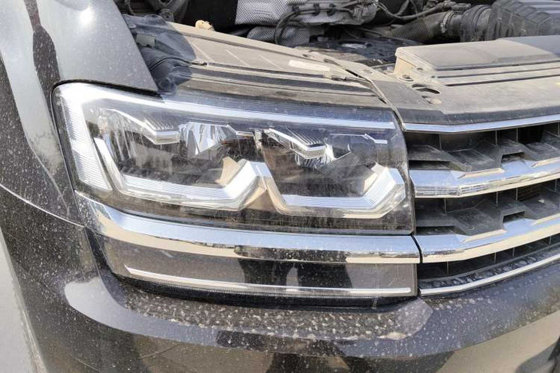 Used Volkswagen Teramont 2017 330TSI Two-Wheel-Drive Luxury Edition Right Front Headlight
