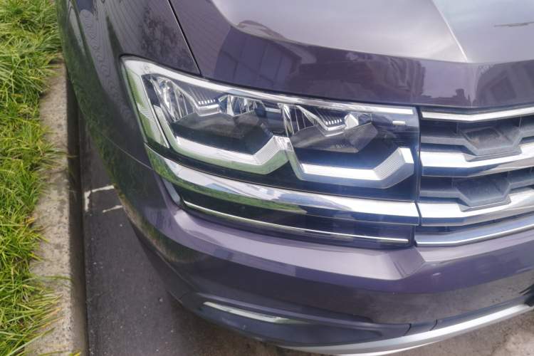 Used Volkswagen Teramont 2017 380TSI Four-Wheel Drive Luxury Edition Right Front Headlight