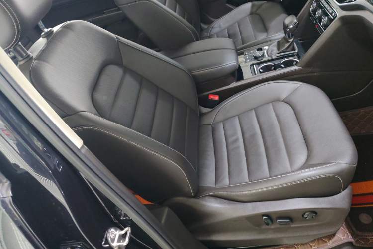 Used Volkswagen Teramont 2017 380TSI Four-Wheel Drive Luxury Edition Right Front Seat