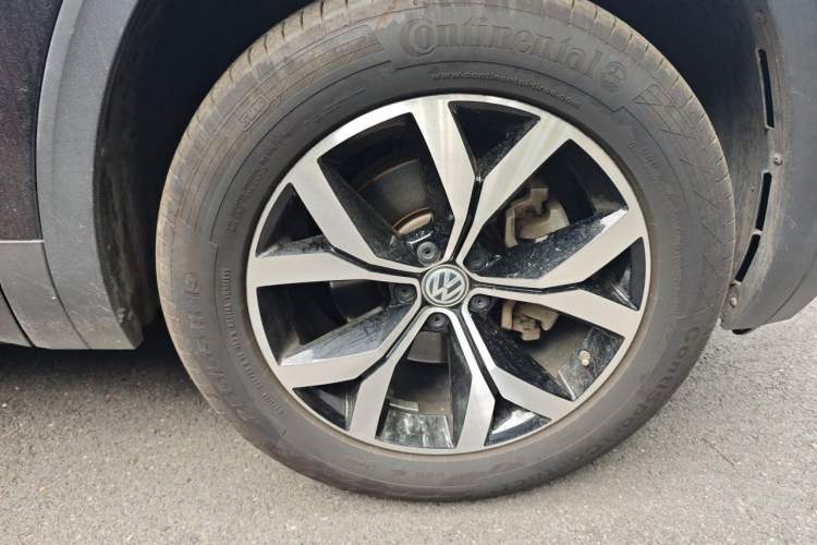 Used Volkswagen Teramont 2017 380TSI Four-Wheel Drive Luxury Edition Right Front Wheel Hub