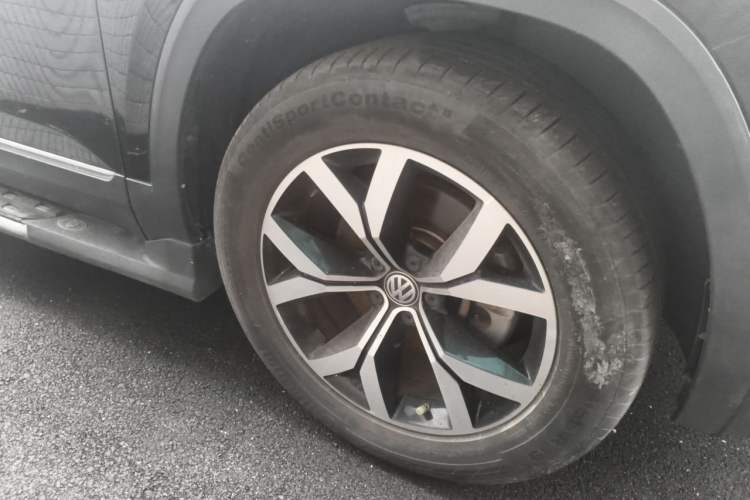 Used Volkswagen Teramont 2017 380TSI Four-Wheel Drive Luxury Edition Right Front Wheel Hub
