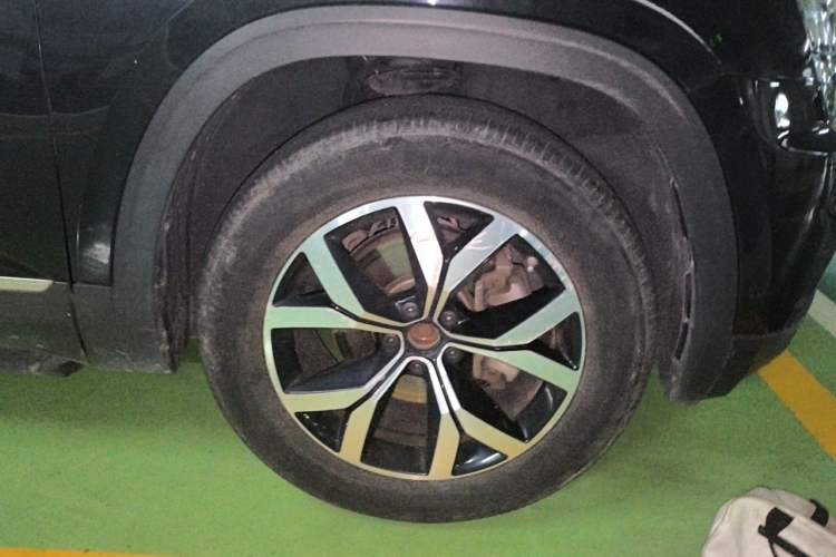 Used Volkswagen Teramont 2017 380TSI Four-Wheel Drive Luxury Edition Right Front Wheel Hub