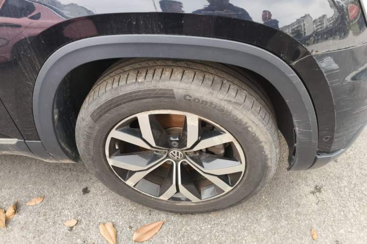 Used Volkswagen Teramont 2017 380TSI Four-Wheel Drive Luxury Edition Right Front Wheel Hub