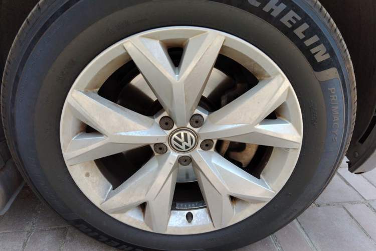 Used Volkswagen Teramont 2017 380TSI Four-Wheel Drive Comfort Edition Right Front Wheel Hub