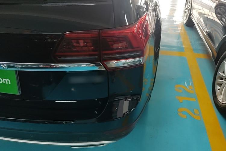 Used Volkswagen Teramont 2017 330TSI Two-Wheel-Drive Comfort Edition Right Rear Taillight
