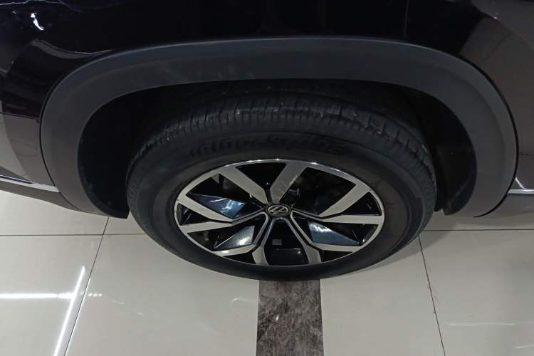 Used Volkswagen Teramont 2017 330TSI Two-Wheel-Drive Luxury Edition Right Rear Wheel Hub