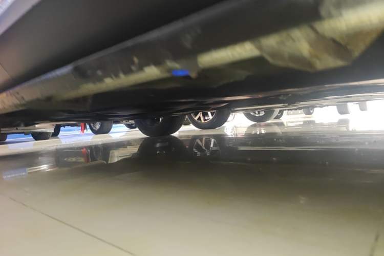 Used Volkswagen Teramont 2017 380TSI Four-Wheel Drive Luxury Edition Right Side Sill