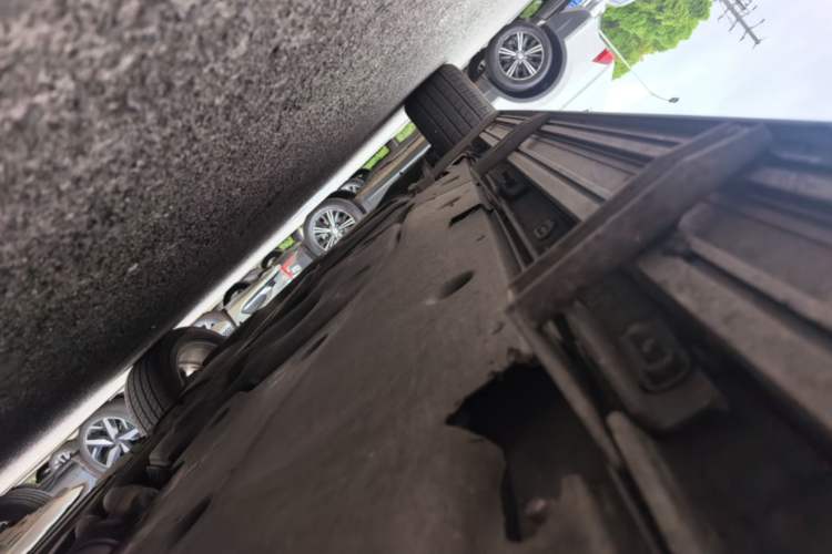 Used Volkswagen Teramont 2017 530 V6 Four-Wheel Drive Flagship Edition Right Side Sill