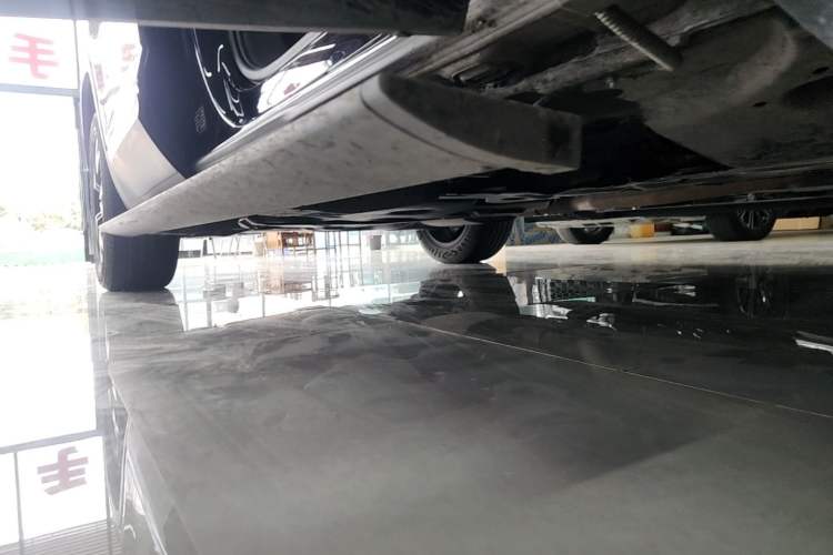 Used Volkswagen Teramont 2017 330TSI Two-Wheel-Drive Luxury Edition Right Side Sill